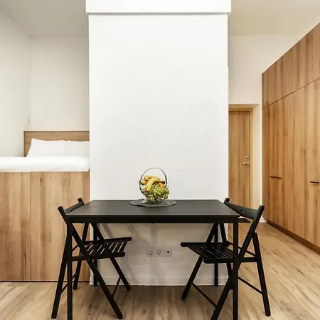 Апартаменти Air 103